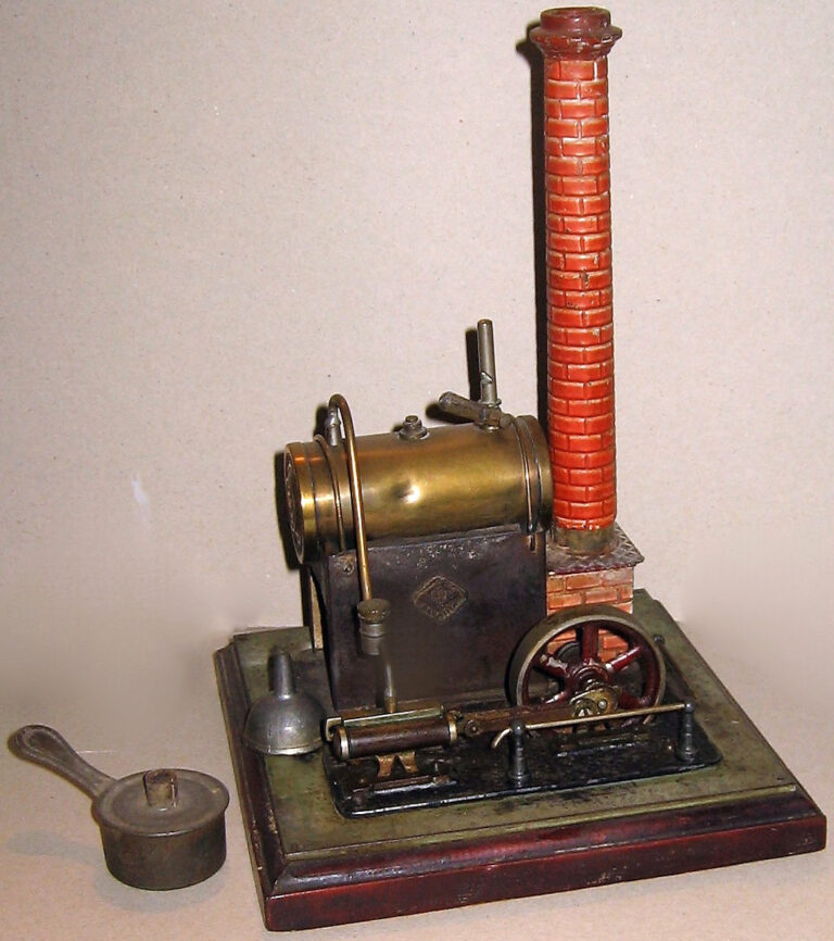 Machine à vapeur Bing du début des années 1910. Machine à vapeur Bing du début des années 1910.